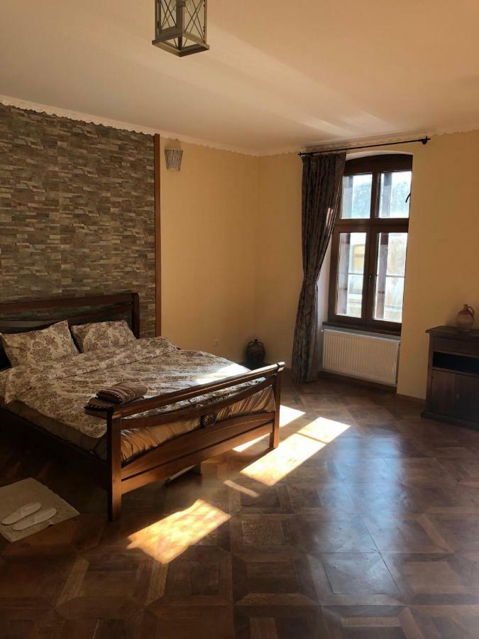 Old Historical Centre Apartment Брашов Экстерьер фото
